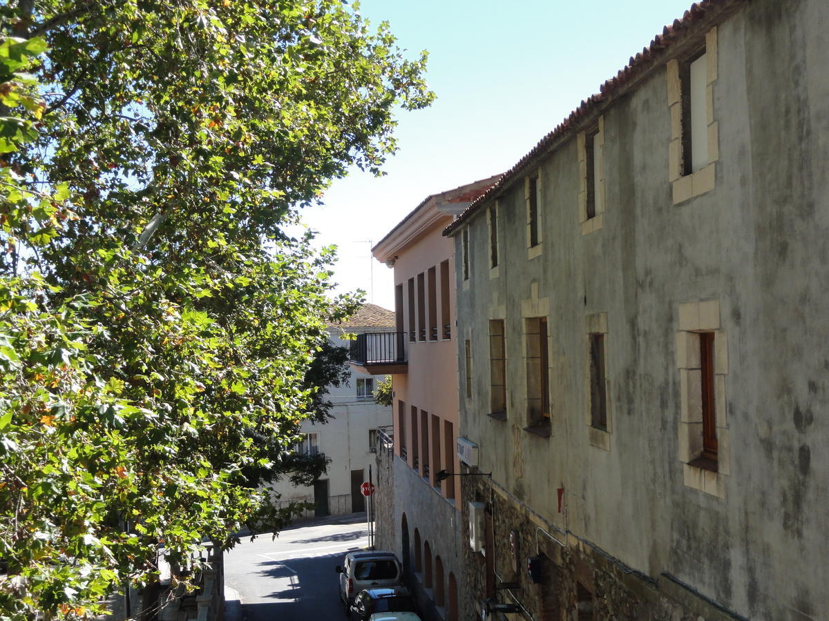Ca L'Amadeu Hotel Vilanova de Escornalbou Luaran gambar