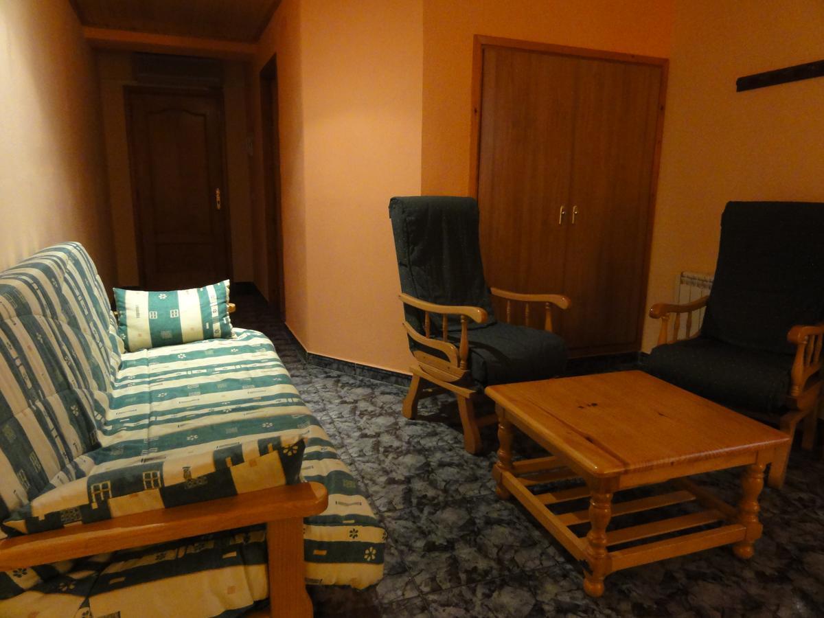 Ca L'Amadeu Hotel Vilanova de Escornalbou Luaran gambar