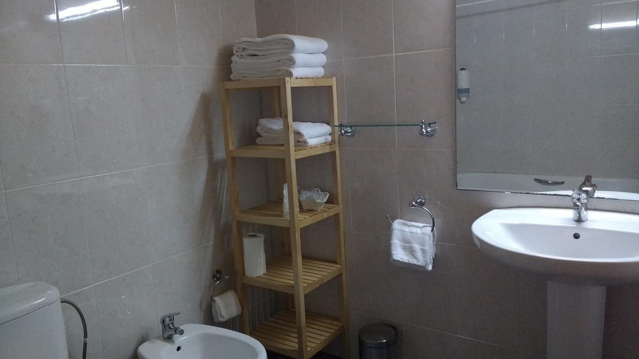 Ca L'Amadeu Hotel Vilanova de Escornalbou Luaran gambar