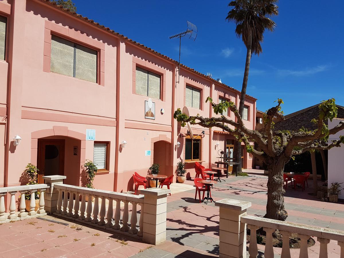 Ca L'Amadeu Hotel Vilanova de Escornalbou Luaran gambar